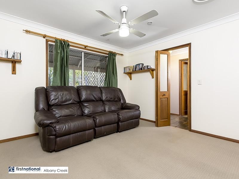 70 Cashmere Lane, Cashmere QLD 4500