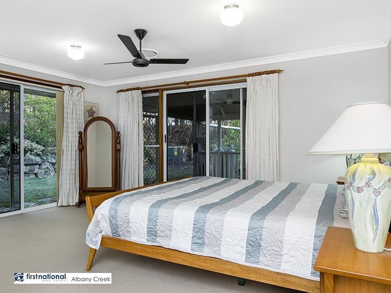 70 Cashmere Lane, Cashmere QLD 4500