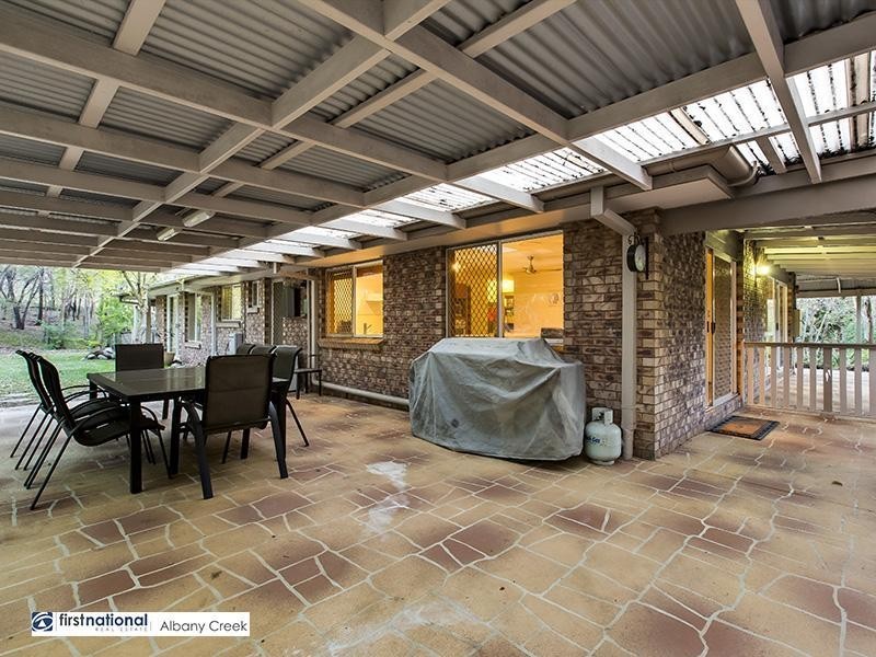 70 Cashmere Lane, Cashmere QLD 4500