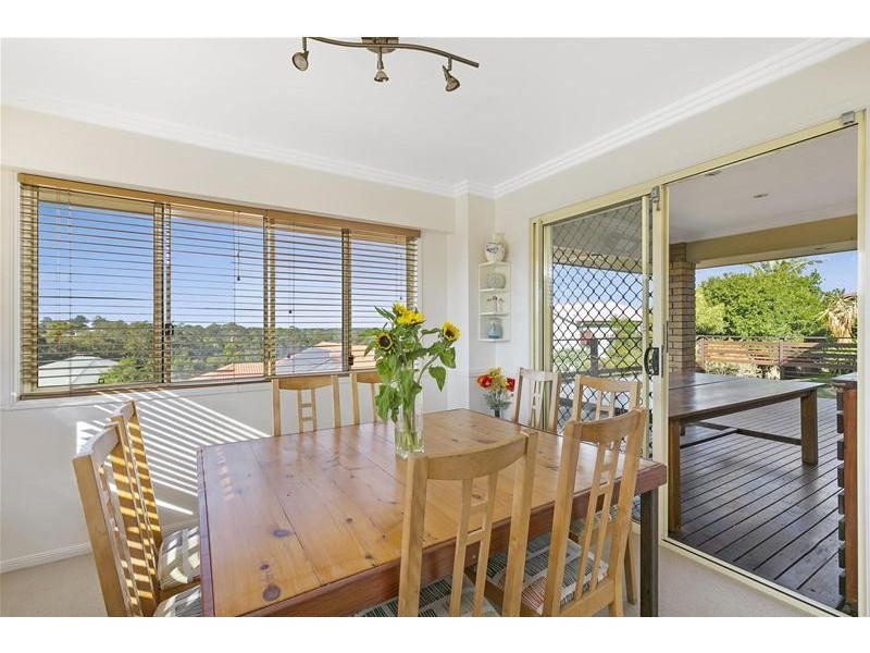 5 Excelcia Court, Eatons Hill QLD 4037