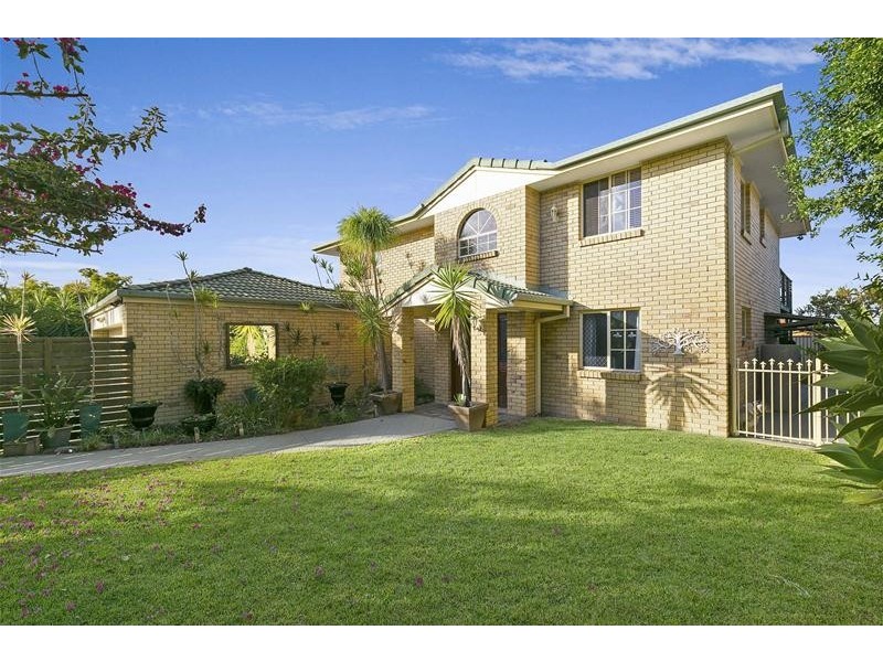 5 Excelcia Court, Eatons Hill QLD 4037