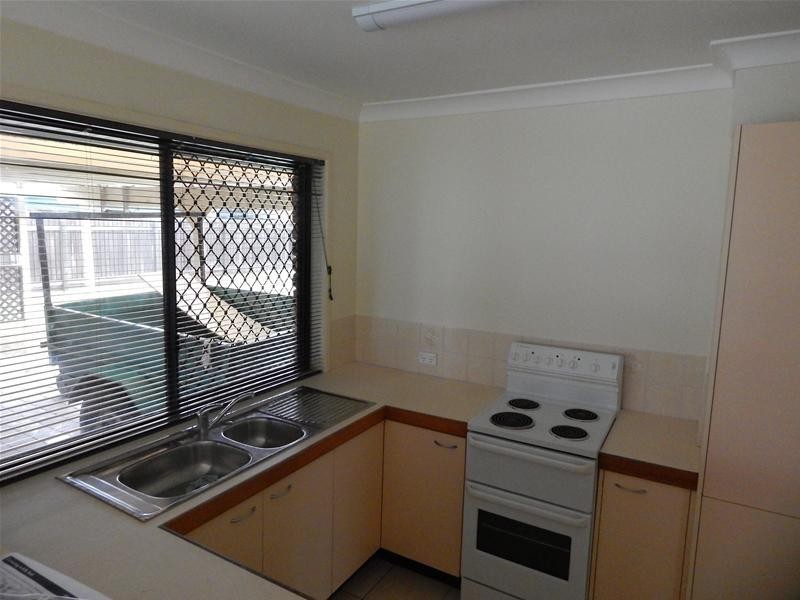 8 Frederick Street, Albany Creek QLD 4035