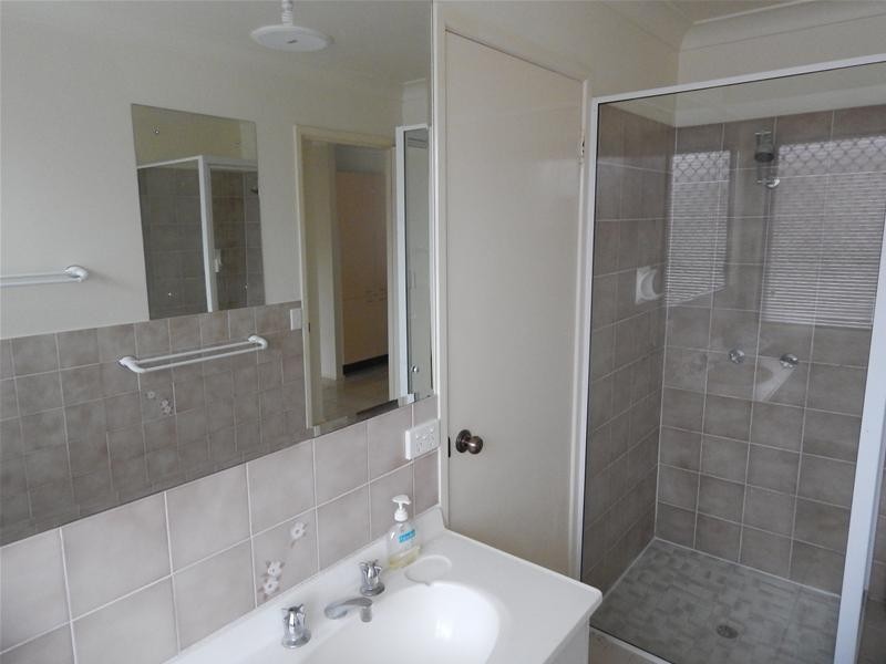 8 Frederick Street, Albany Creek QLD 4035