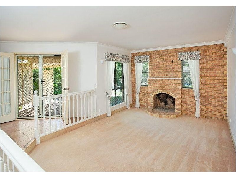 16 The Boulevard, Albany Creek QLD 4035