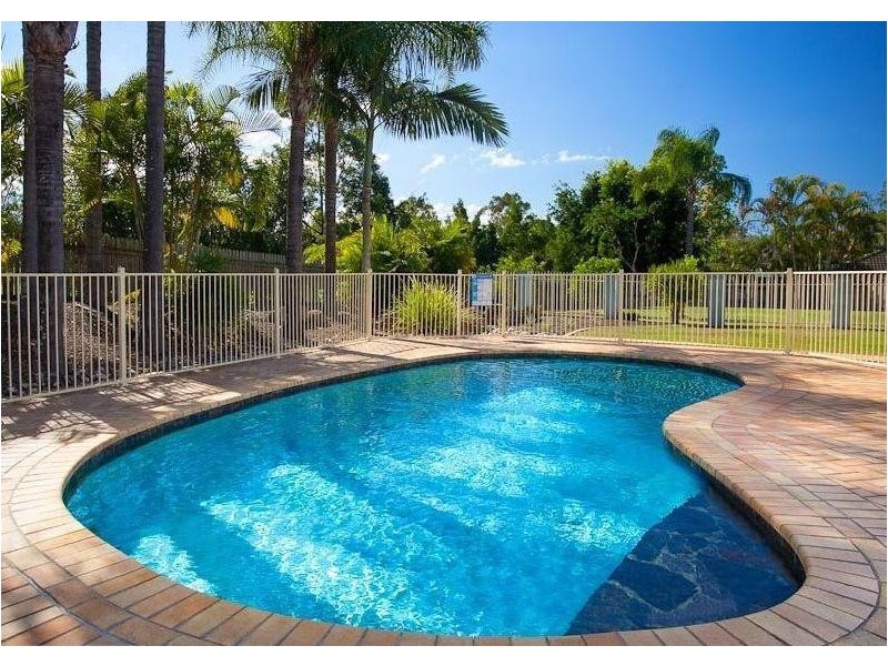 16 The Boulevard, Albany Creek QLD 4035