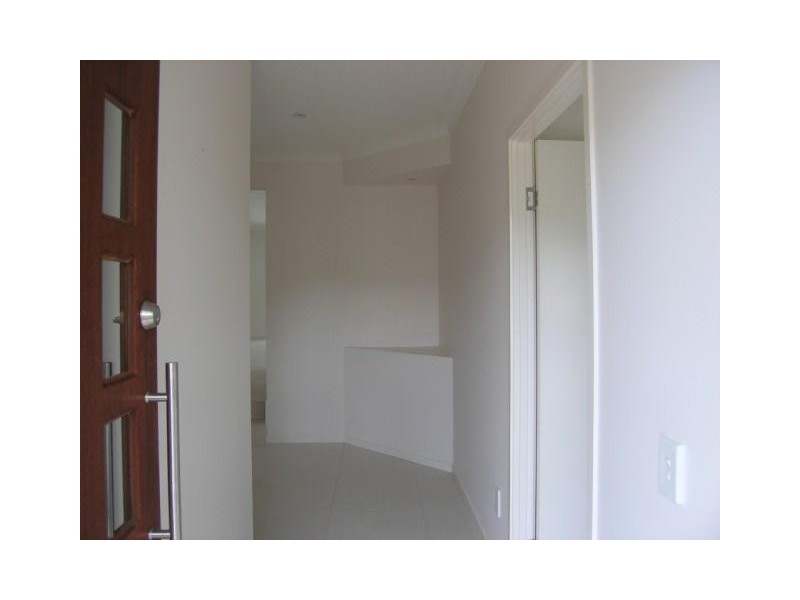 8 Jubilee Court, Eatons Hill QLD 4037