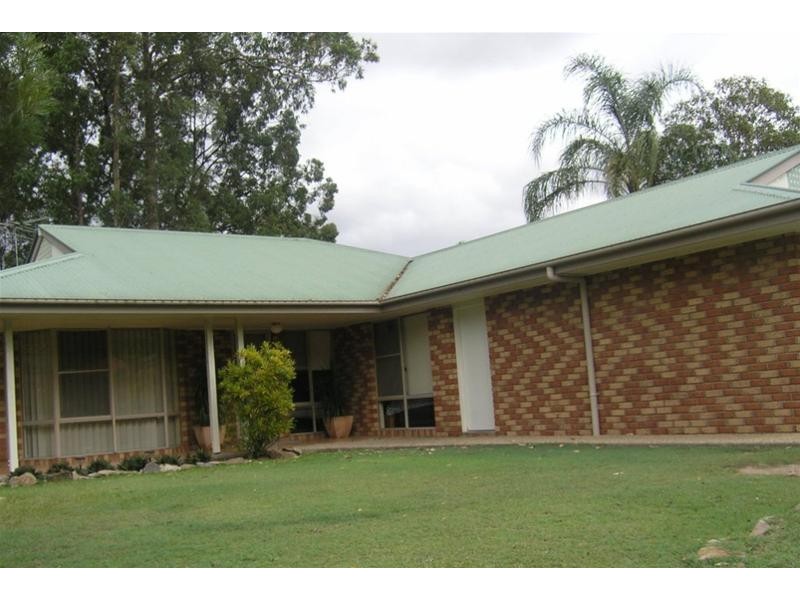 61 Daniel Drive, Albany Creek QLD 4035