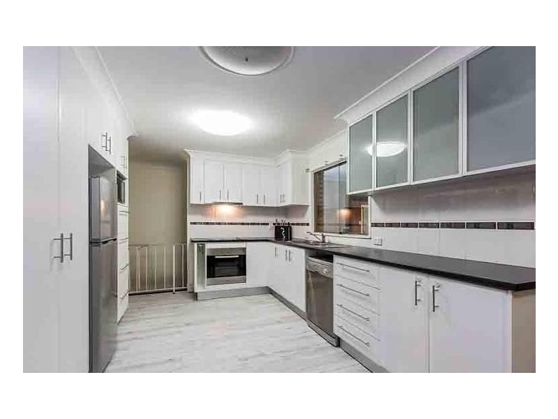 668 Robinson  Road, Aspley QLD 4034