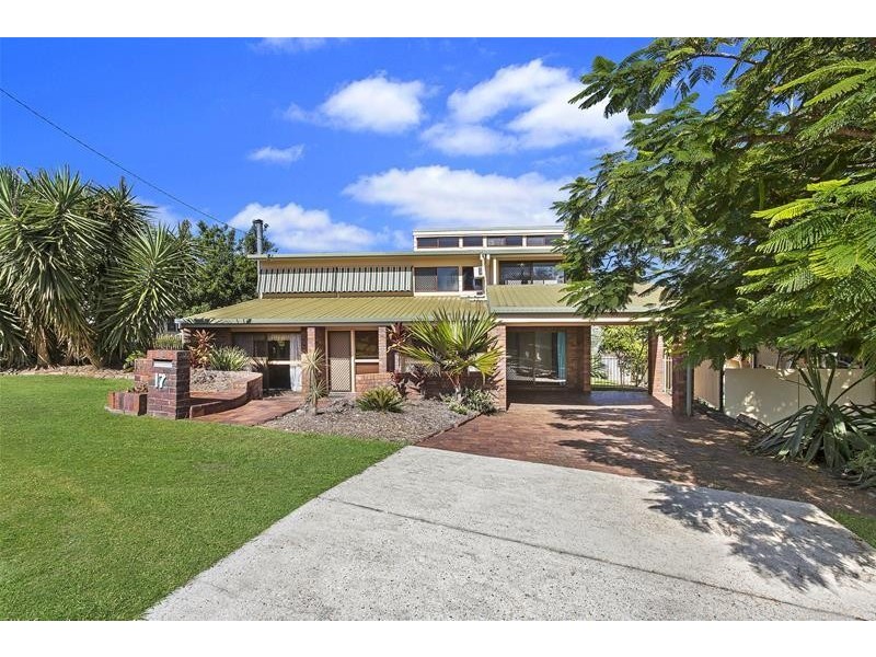 17 Strathford Avenue, Albany Creek QLD 4035
