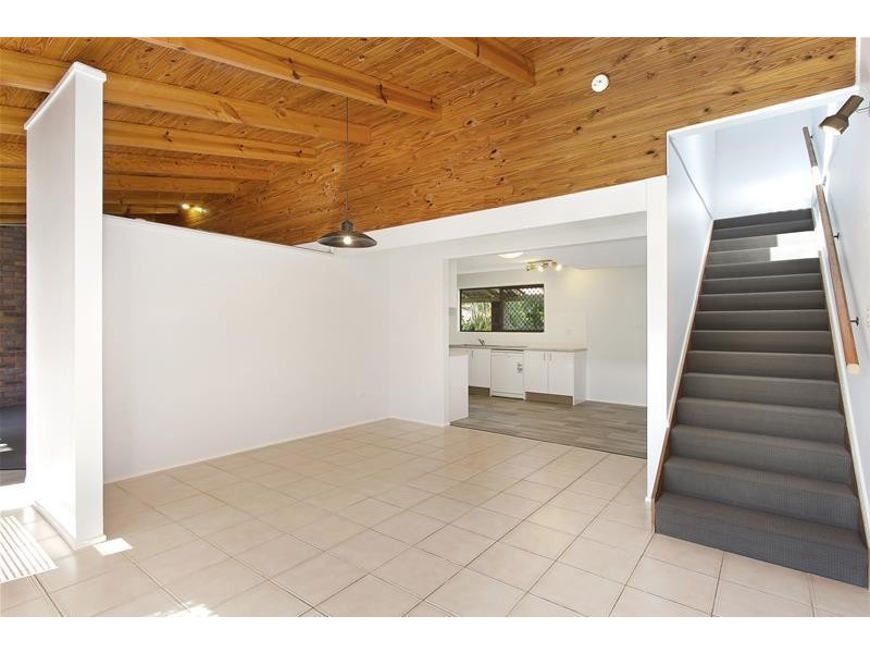 17 Strathford Avenue, Albany Creek QLD 4035