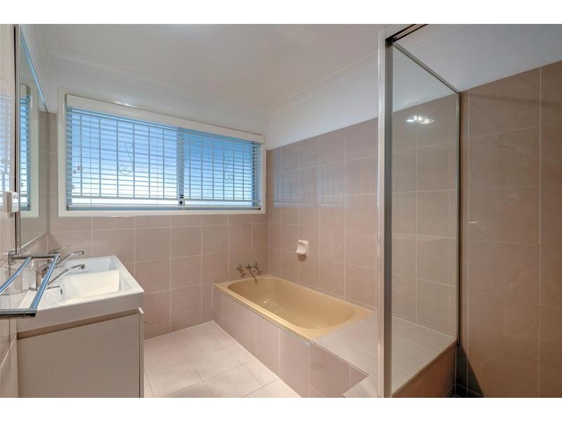 8 Jarvis Court, Joyner QLD 4500