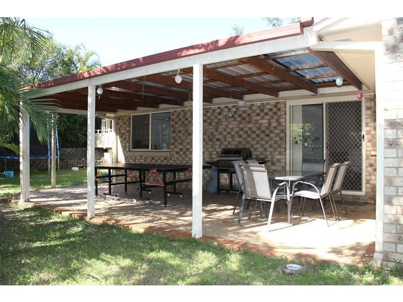 59 Saraband Drive, Eatons Hill QLD 4037