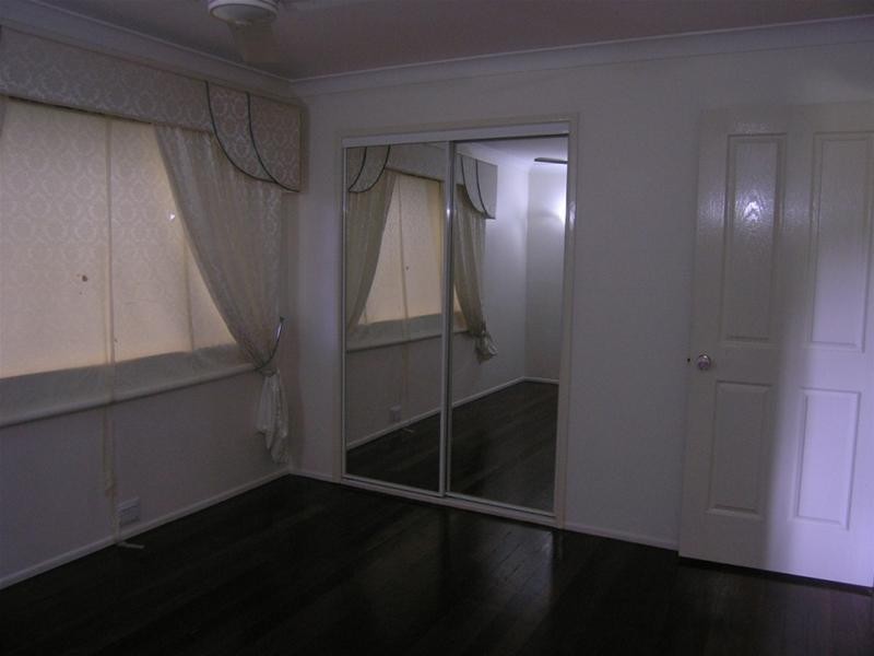 32 Old Northern Road, Albany Creek QLD 4035