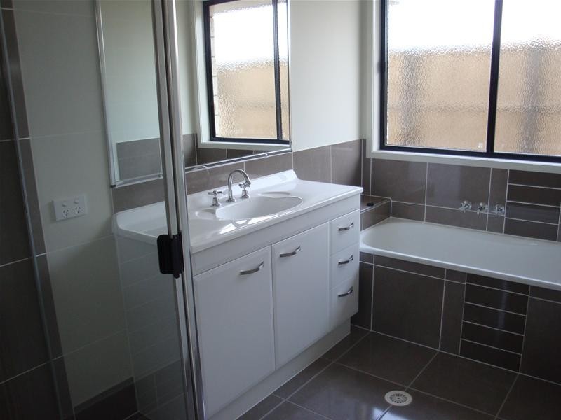 1 Tribeca Circuit, North Lakes QLD 4509