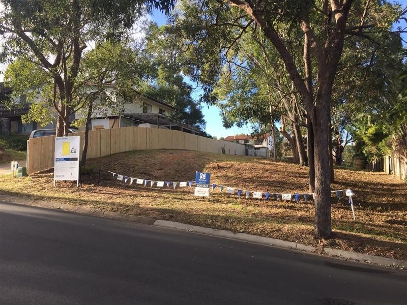 31 Leckmy Street, Ferny Grove QLD 4055