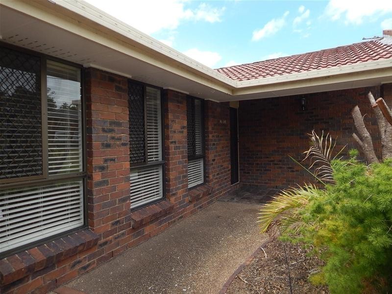 1 Flamingo Drive, Albany Creek QLD 4035