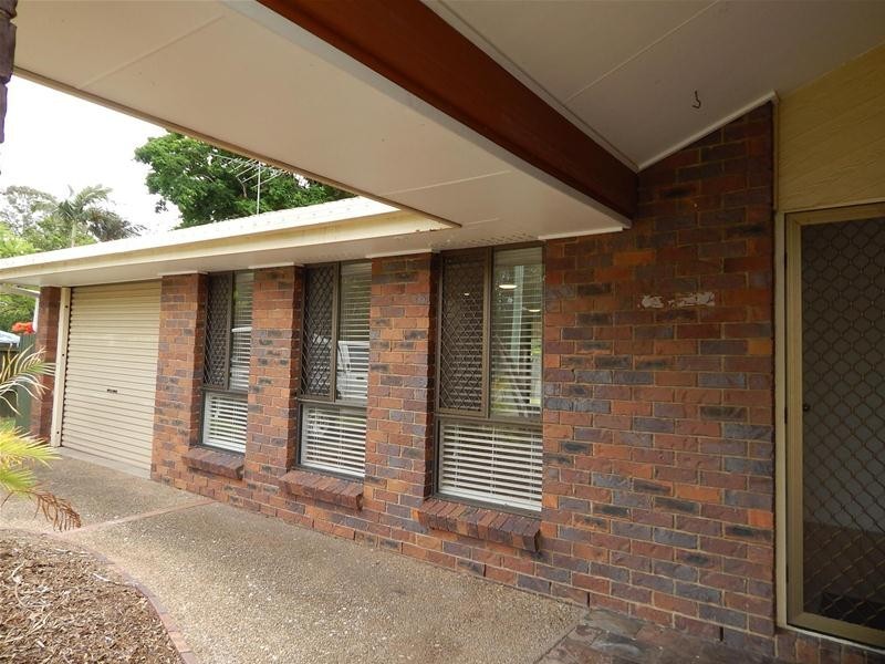 1 Flamingo Drive, Albany Creek QLD 4035