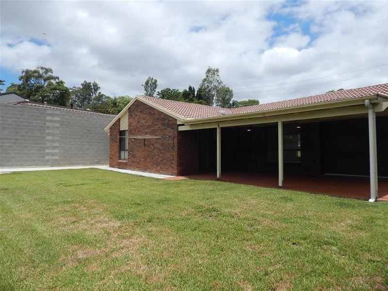 1 Flamingo Drive, Albany Creek QLD 4035