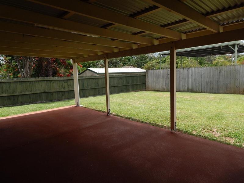 1 Flamingo Drive, Albany Creek QLD 4035