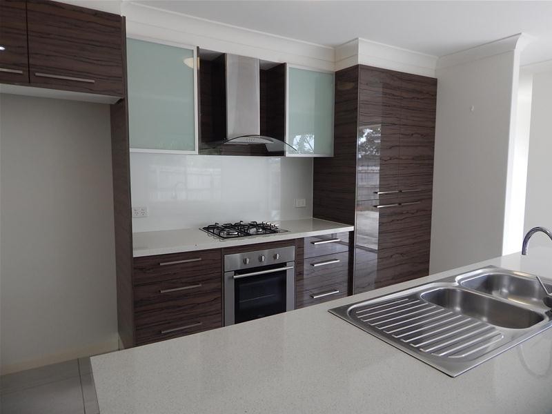 Eatons Hill QLD 4037