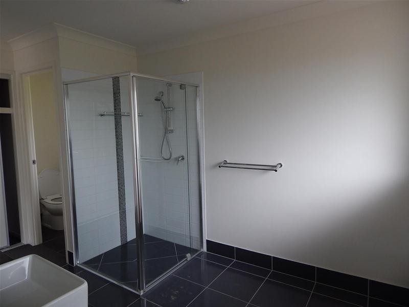 Eatons Hill QLD 4037