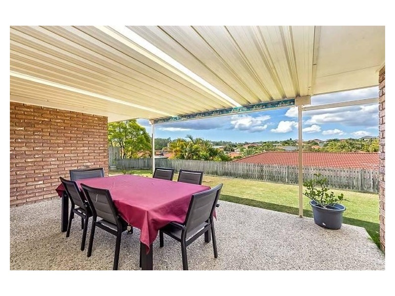 6 Wuruma Place, Albany Creek QLD 4035