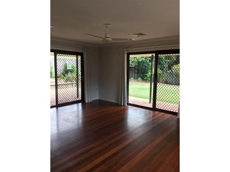 4 Windemere Court, Albany Creek QLD 4035