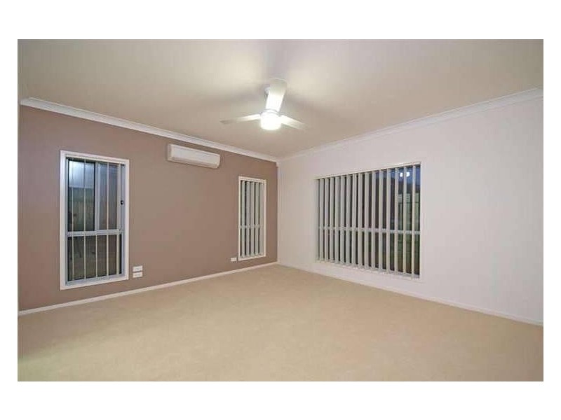 5 Sunbeam Court, Eatons Hill QLD 4037