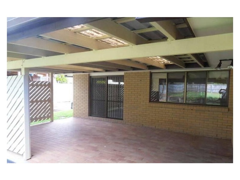 33 Challinor Drive, Albany Creek QLD 4035