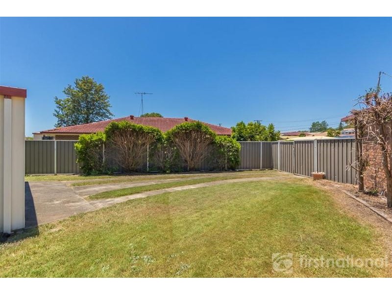 42 Willow Street, Albany Creek QLD 4035