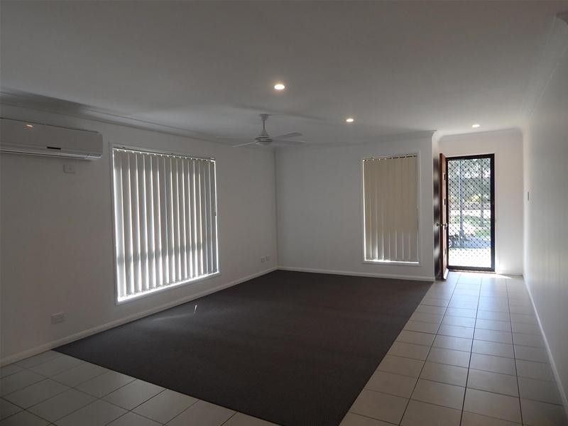 8 Greta Court, Warner QLD 4500