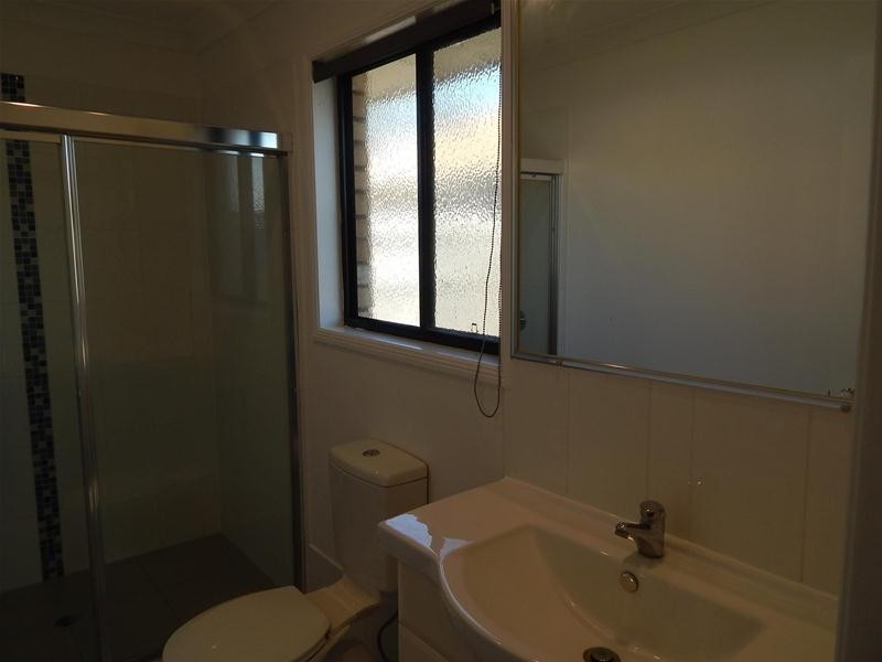 8 Greta Court, Warner QLD 4500