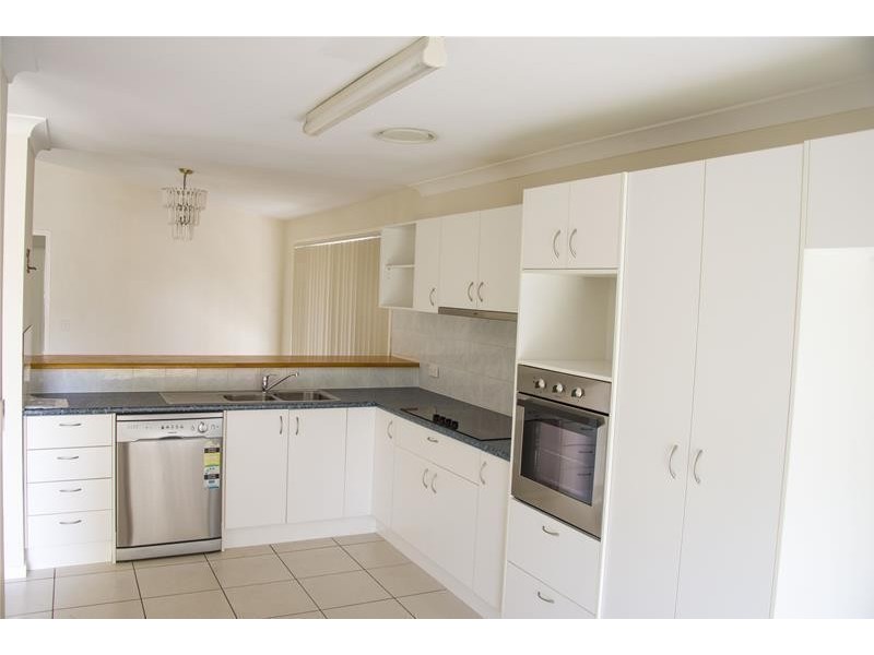 44 Leitchs Road, Albany Creek QLD 4035