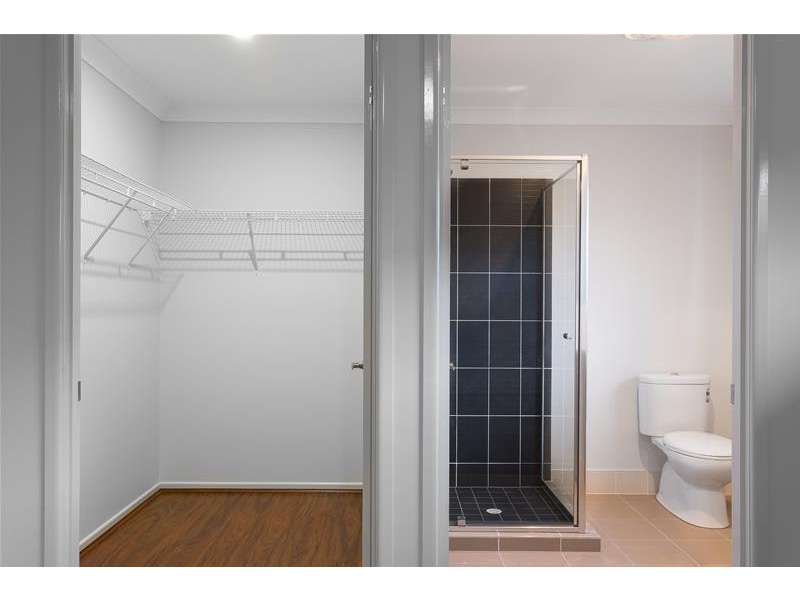 21 Grevillea Place, Bridgeman Downs QLD 4035