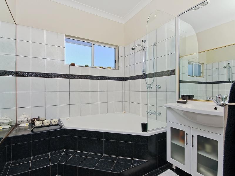 3 Manly Close, Albany Creek QLD 4035