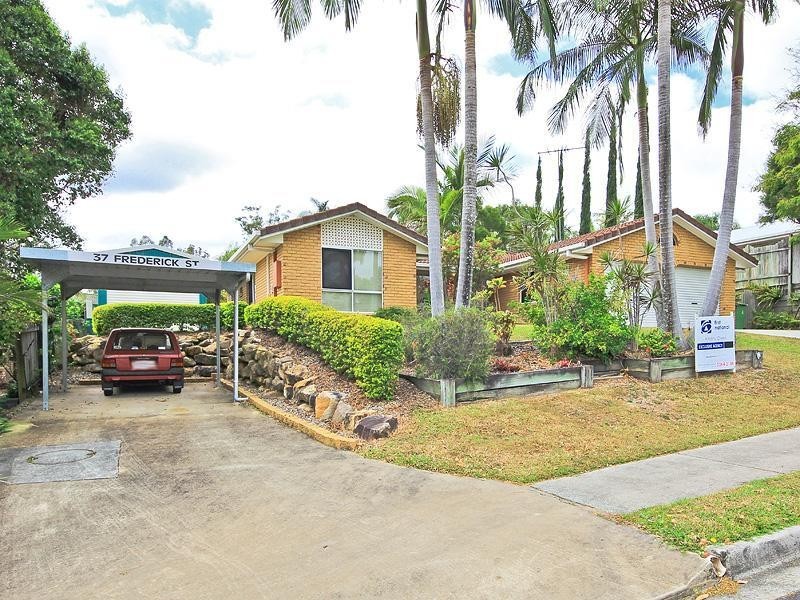 37 Frederick Street, Albany Creek QLD 4035