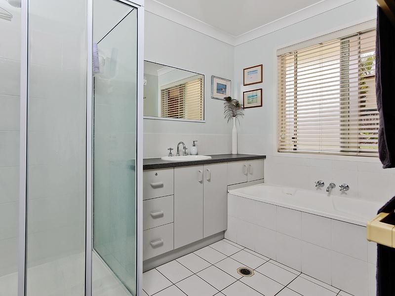 37 Frederick Street, Albany Creek QLD 4035