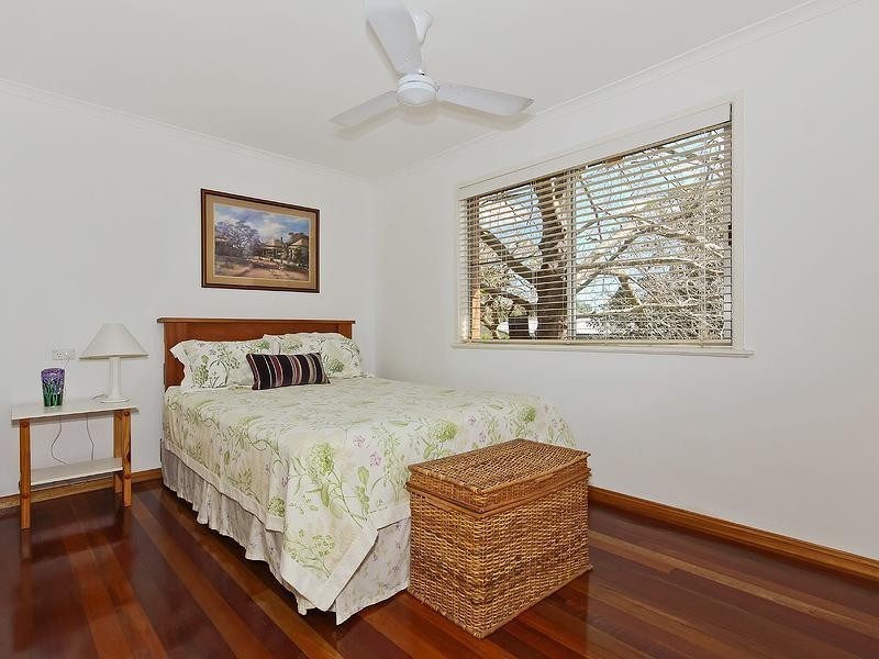 18 Bowen  Avenue, Albany Creek QLD 4035