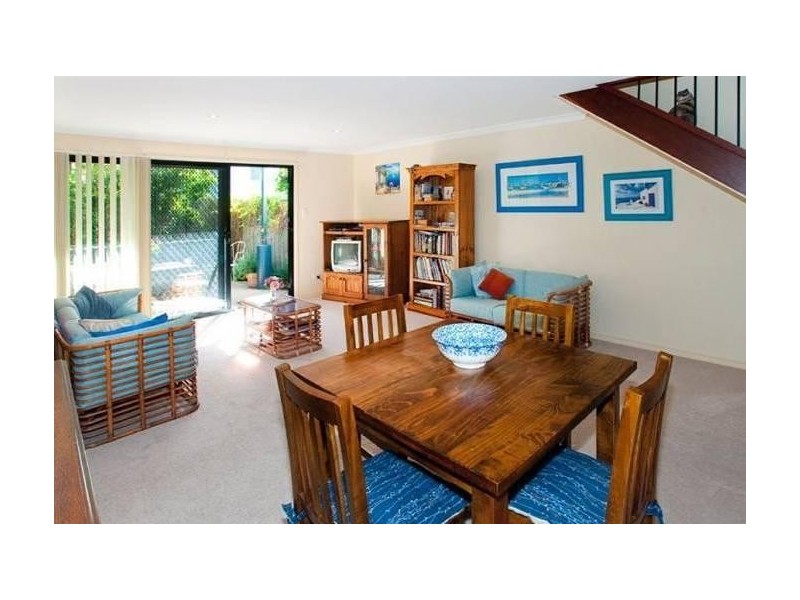 2/9 Kapella  Street, Kippa-ring QLD 4021