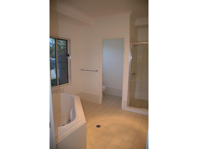 21 Bauple Street, Albany Creek QLD 4035