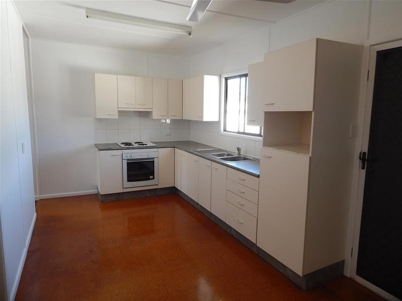 24 Pullford Street, Chermside West QLD 4032