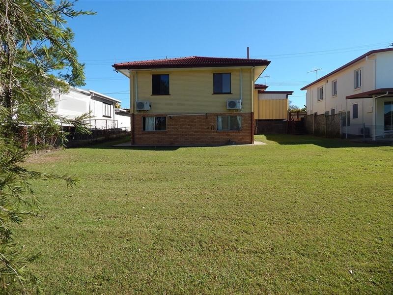 24 Pullford Street, Chermside West QLD 4032