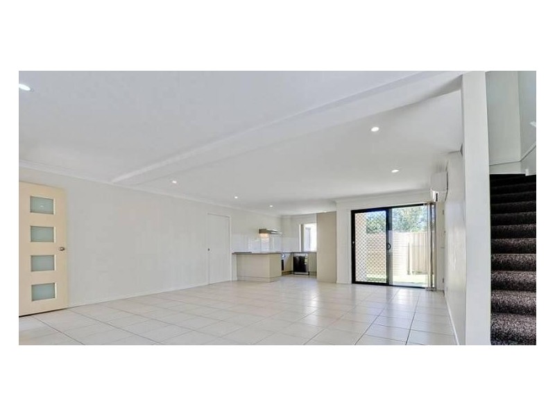 6/118 Samsonvale Road, Strathpine QLD 4500