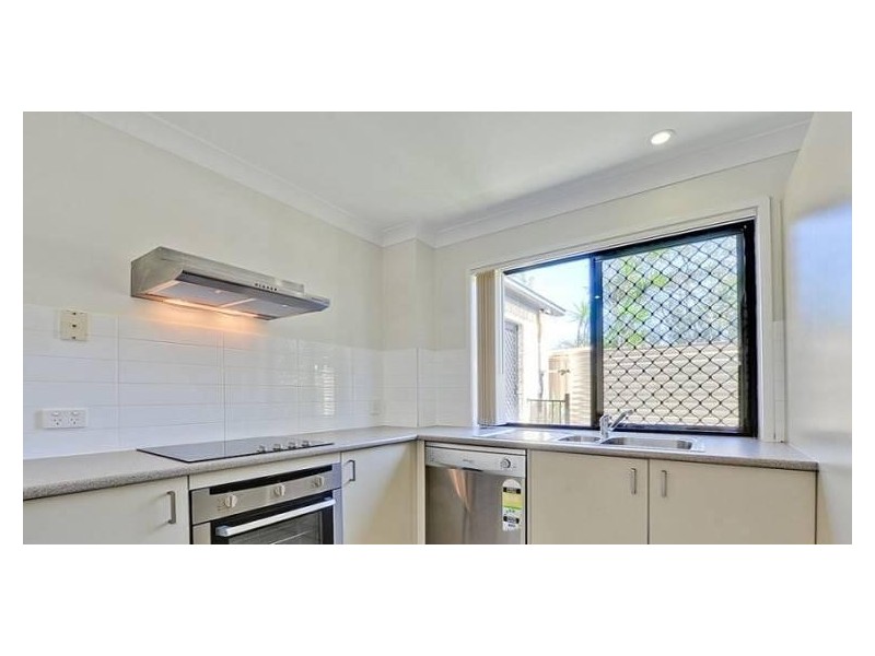 6/118 Samsonvale Road, Strathpine QLD 4500