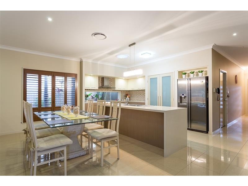 40 Forrestal Circuit, North Lakes QLD 4509