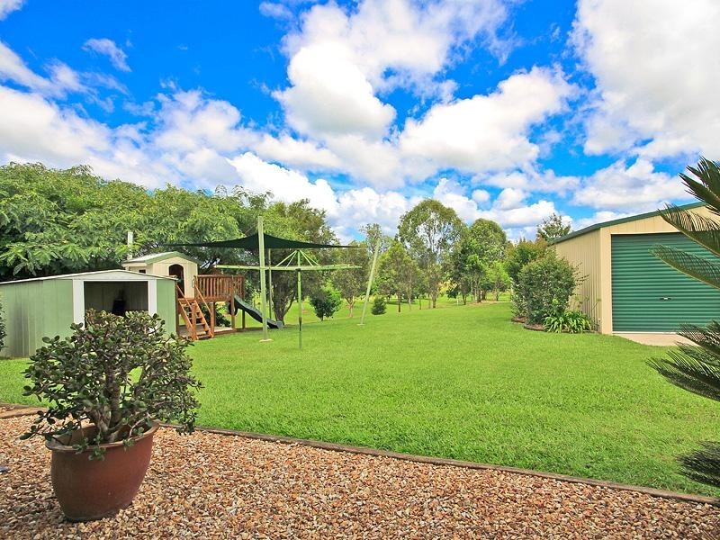 52 Saddleback Drive, Dayboro QLD 4521