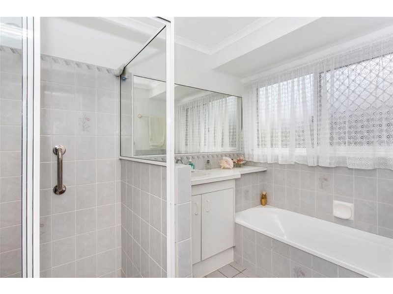 55 Kingfisher Street, Albany Creek QLD 4035