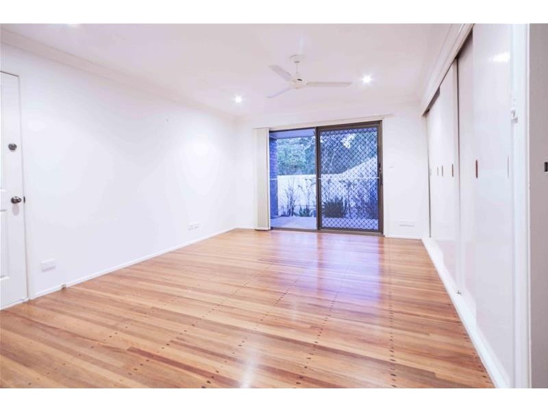 1 Coolabah Crescent, Bridgeman Downs QLD 4035