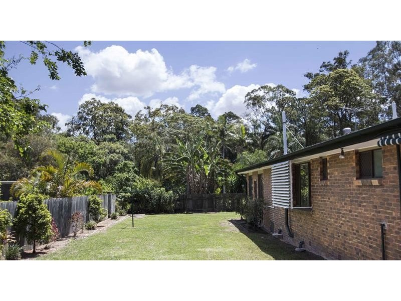 1 Coolabah Crescent, Bridgeman Downs QLD 4035