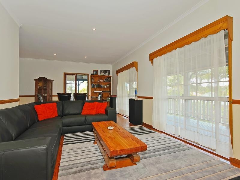 2 Mounteford Place, Albany Creek QLD 4035